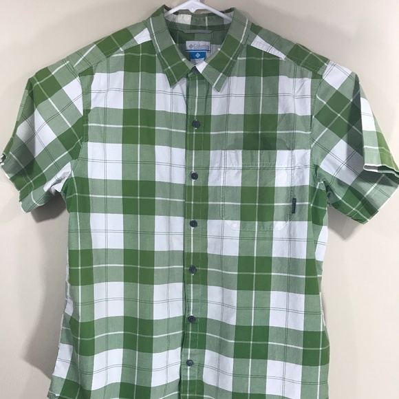 New Mens Columbia /"Eaglecreek/" Classic Button-Front Short Sleeve Shirt